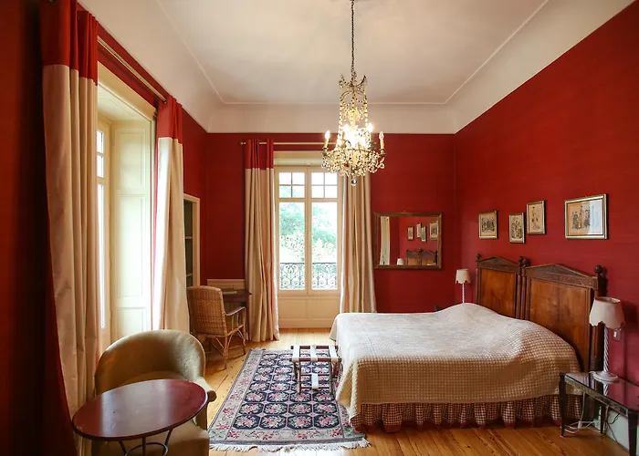 Chateau Du Clair De Lune - Boutique Luxury Hotel Biarriz